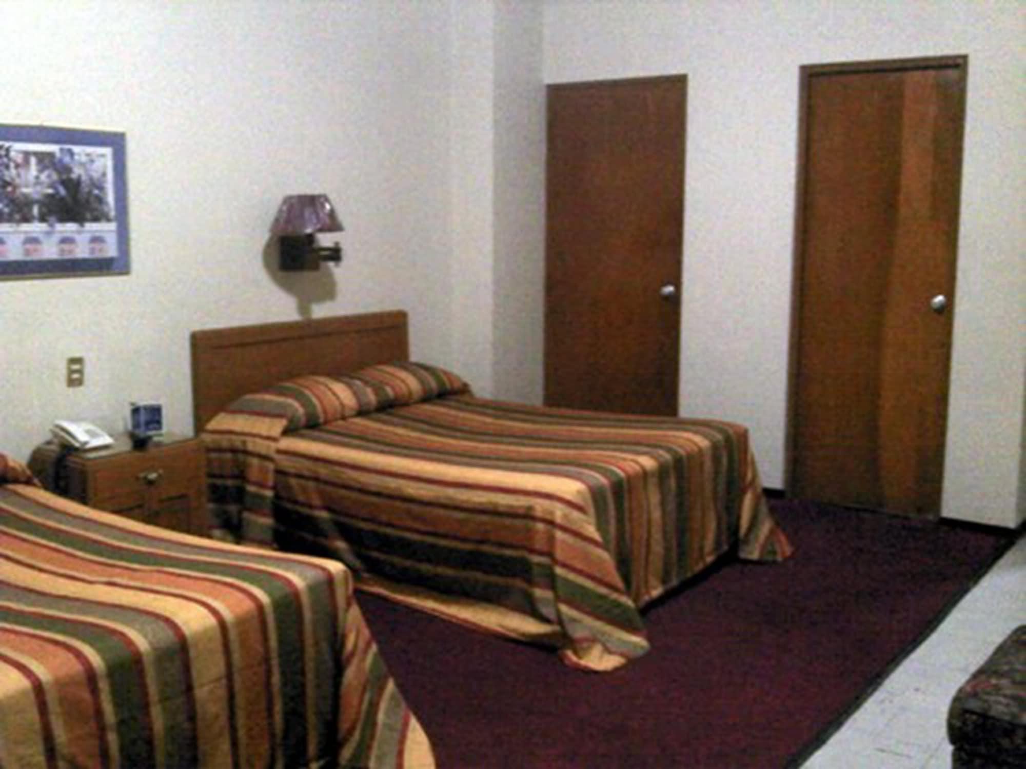 Hotel Calvete Torreon Luaran gambar