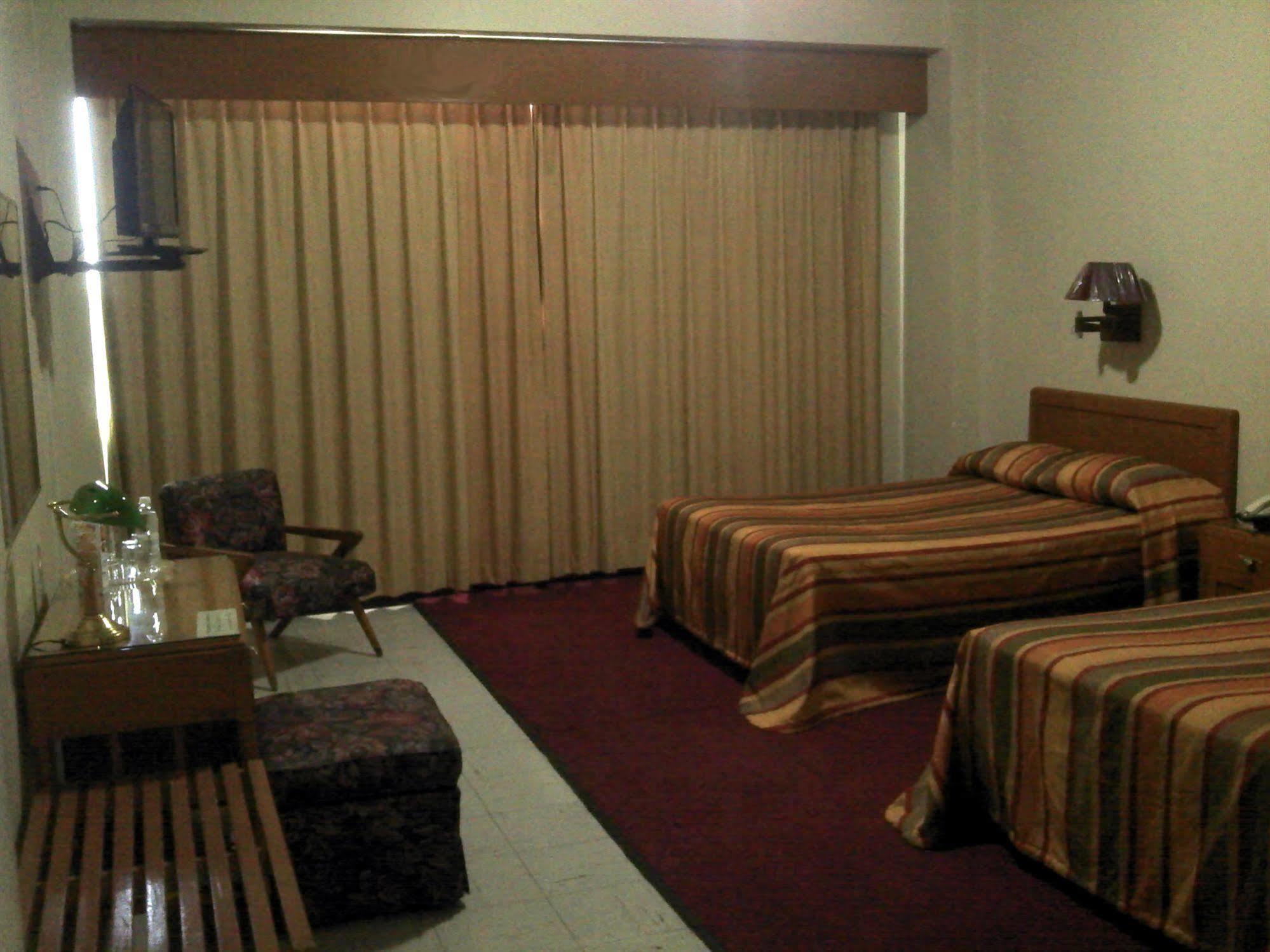 Hotel Calvete Torreon Luaran gambar