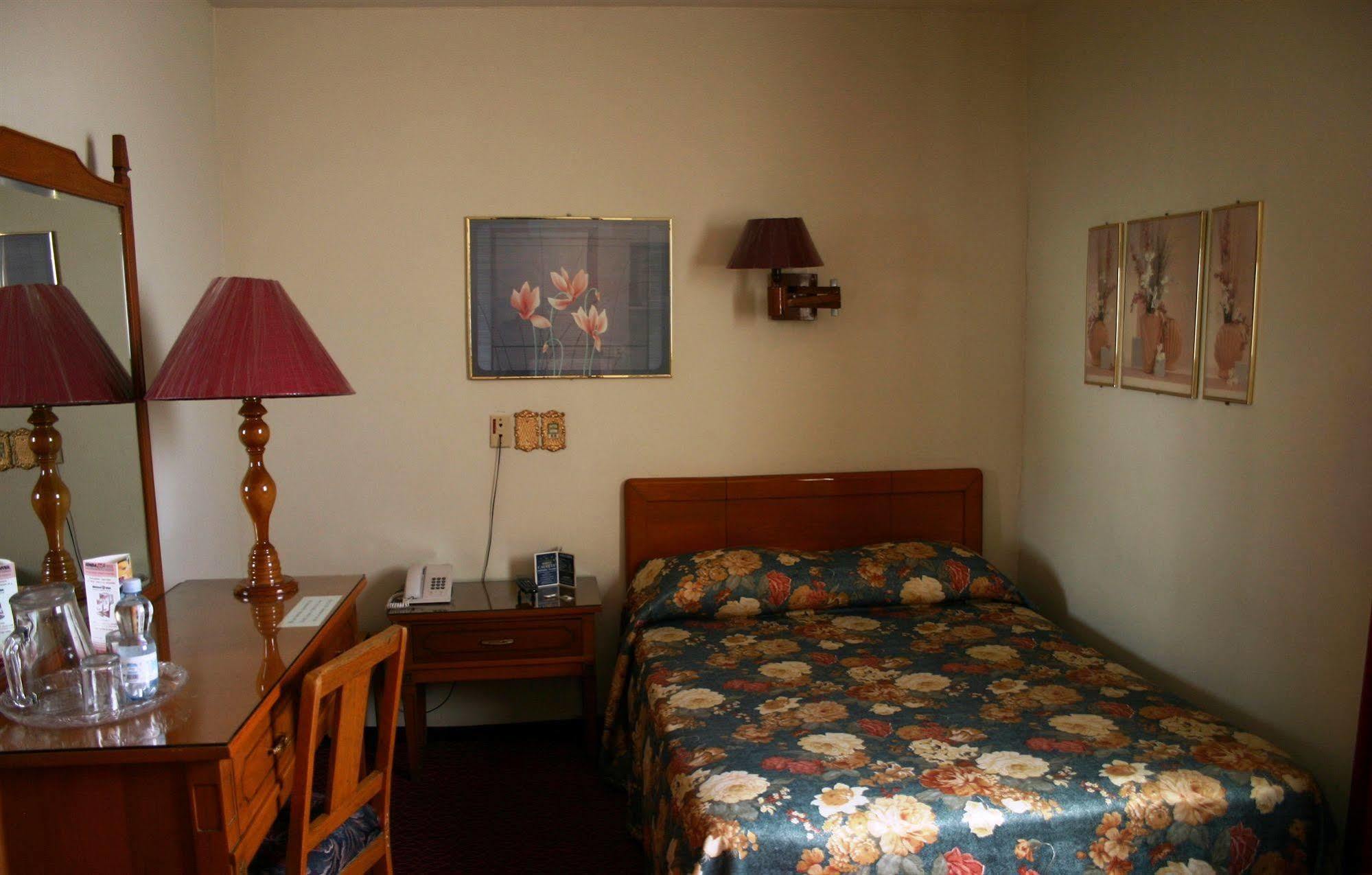 Hotel Calvete Torreon Luaran gambar